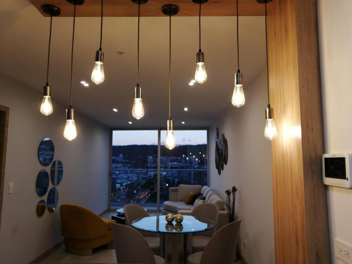 Suite Apartameto 1606 Espectacular Vista La Carolina, Piso 16 One - Quito Eksteriør bilde